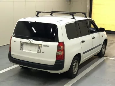 Toyota SUCCEED