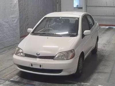 Toyota PLATZ