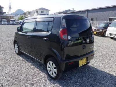 Suzuki MRWAGON