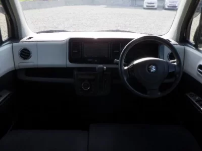 Suzuki MRWAGON