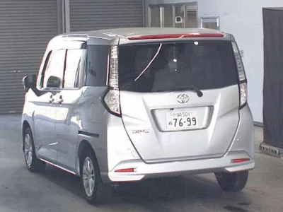 Toyota TANK
