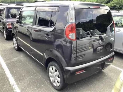 Suzuki MRWAGON