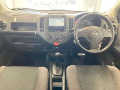Nissan AD