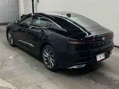 Toyota CROWN CROSSOVER