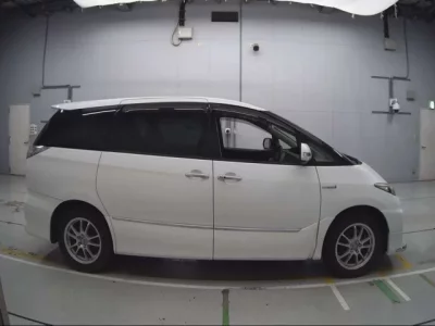 Toyota ESTIMA HYBRID