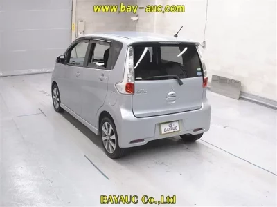 Mitsubishi EK CUSTOM