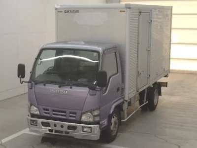 Isuzu ELF