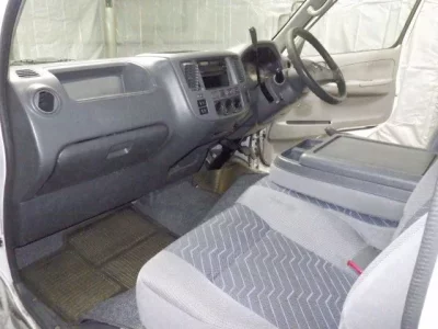 Nissan CARAVAN BUS