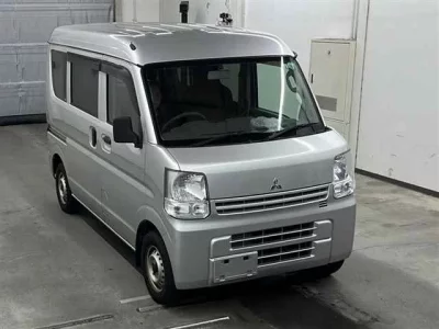 Mitsubishi MINICAB VAN