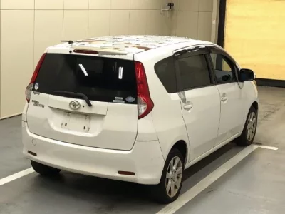 Toyota PASSO SETTE