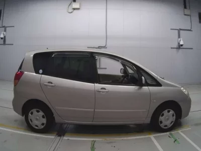 Toyota COROLLA SPACIO