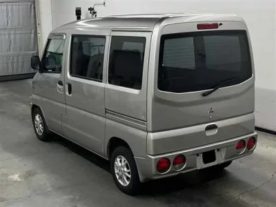 Mitsubishi MINICAB VAN