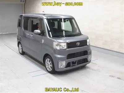 Toyota PIXIS MEGA