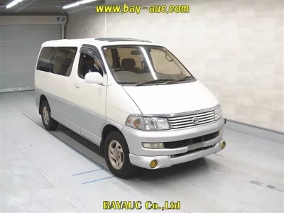 Toyota HIACE REGIUS