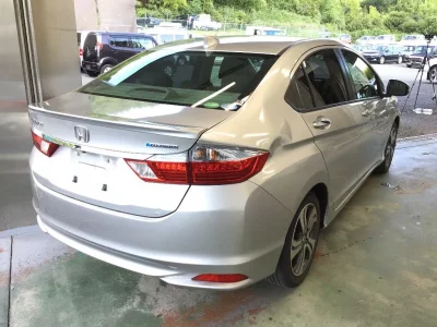 Honda GRACE