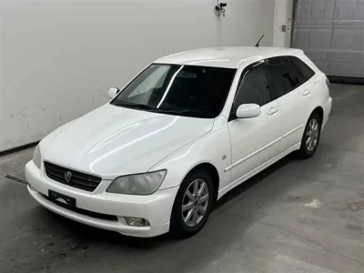 Toyota ALTEZZA WAGON