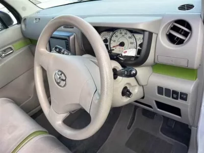 Toyota PIXIS SPACE