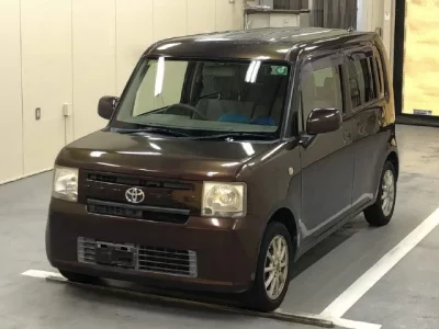 Toyota PIXIS SPACE