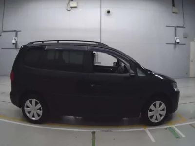 Volkswagen GOLF TOURAN