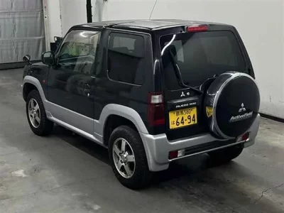 Mitsubishi PAJERO MINI