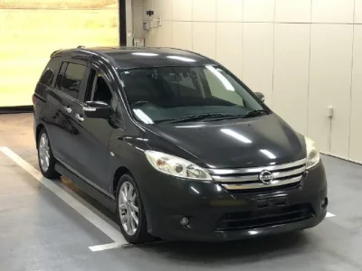 Nissan LAFESTA