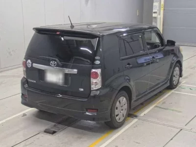 Toyota COROLLA RUMION