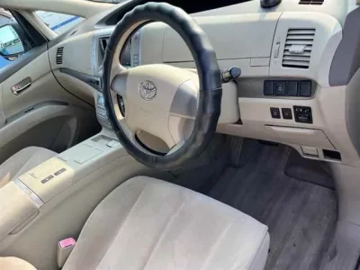 Toyota ESTIMA HYBRID