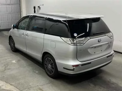 Toyota ESTIMA HYBRID