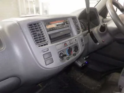 Nissan CARAVAN VAN