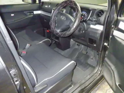 Toyota PIXIS SPACE