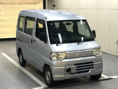 Mitsubishi MINICAB VAN