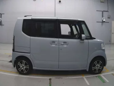 Honda N BOX PLUS