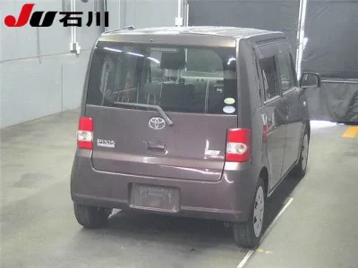 Toyota PIXIS SPACE