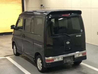 Daihatsu Atrai Wagon
