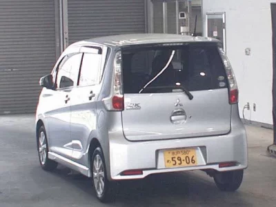 Mitsubishi EK CUSTOM