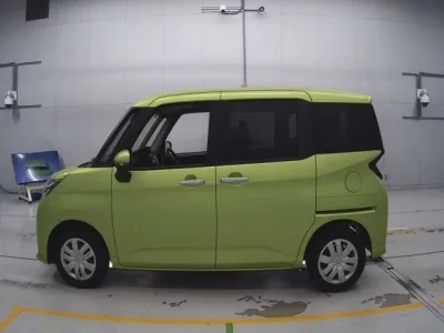 Toyota TANK