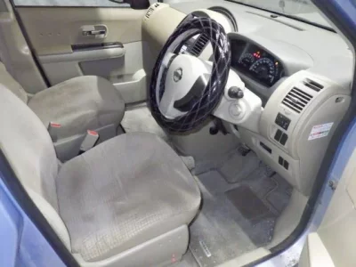 Nissan LAFESTA
