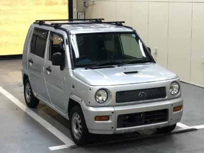 Daihatsu NAKED