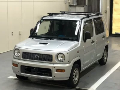 Daihatsu NAKED
