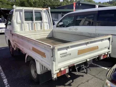 Nissan VANETTE TRUCK