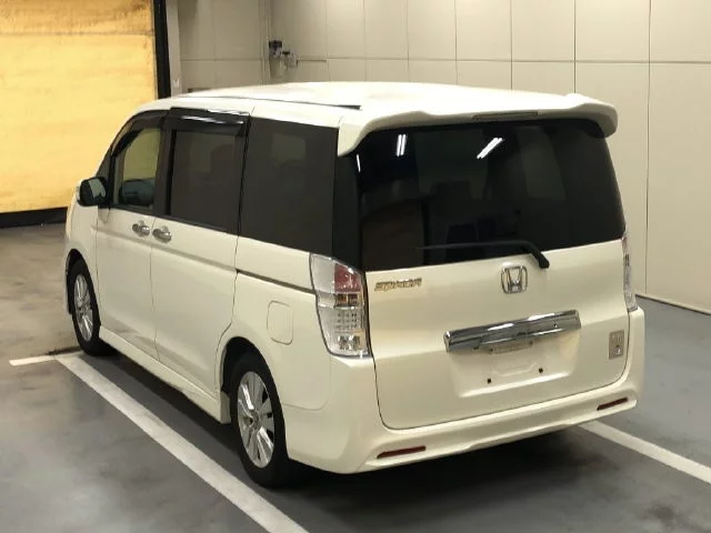 Honda STEP WAGON