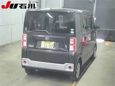 Toyota PIXIS MEGA