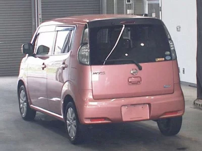 Nissan MOCO