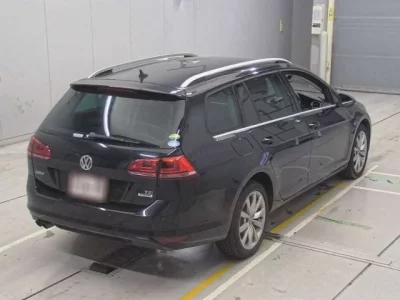 Volkswagen GOLF VARIANT