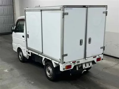 Nissan CLIPPER TRUCK