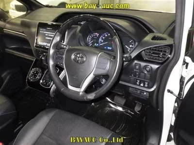Toyota ESQUIRE