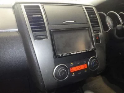 Nissan TIIDA LATIO