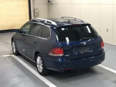 Volkswagen GOLF VARIANT