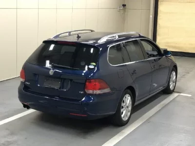 Volkswagen GOLF VARIANT