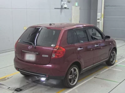 Mazda VERISA